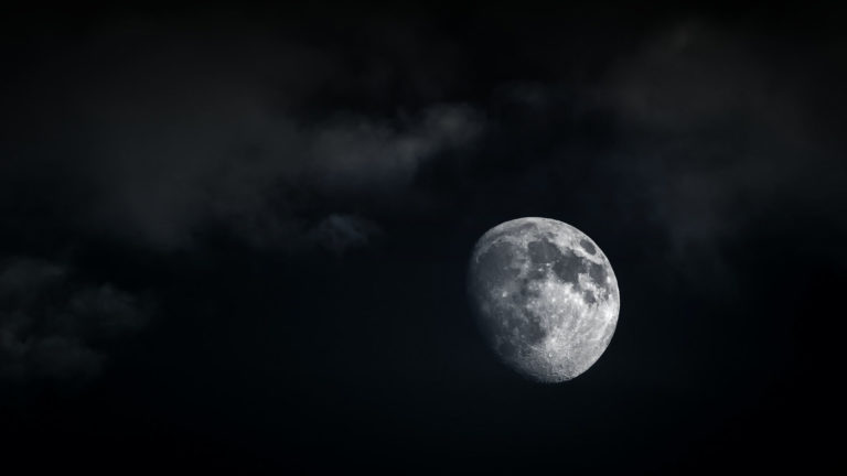 Photo Critique 110 – EARTH