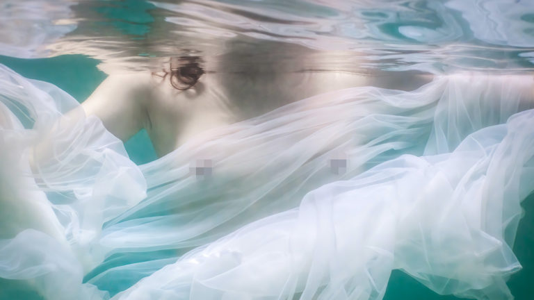 Photo Critique 119 – “TRANSPARENCY”