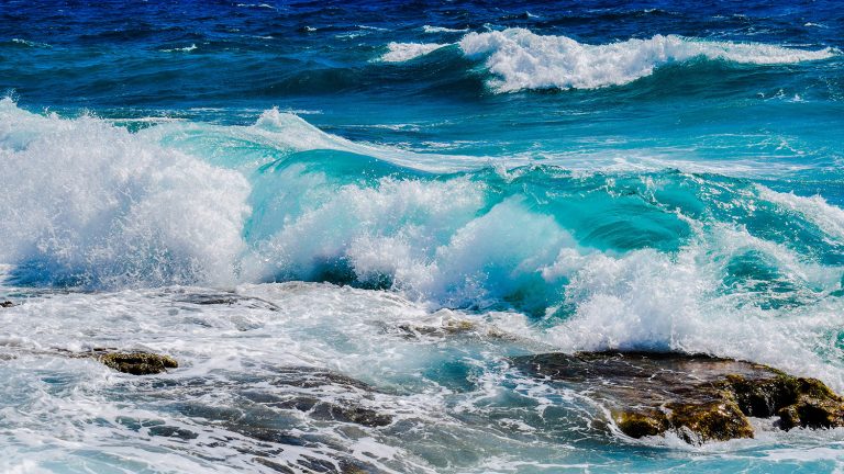 Photo Critique 178 – SEASCAPE
